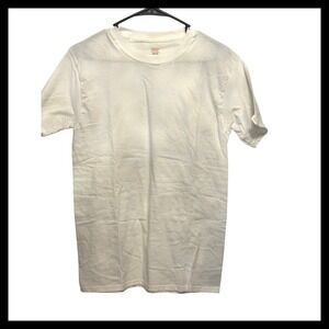 NWOT Hanes LOT of 4 T Shirts Size S/P/CH White Short Sleeve Crew Neck Cotton